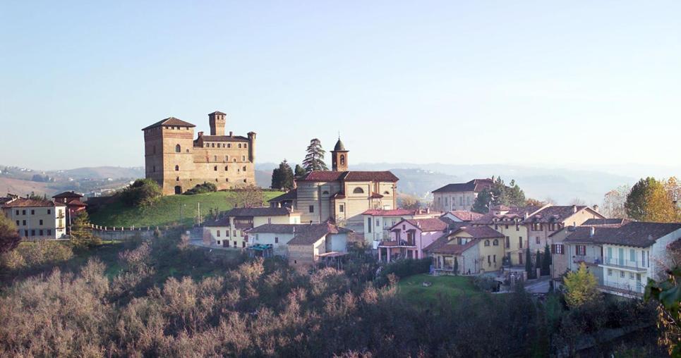 Hotel Casa Pavesi Grinzane Cavour Extérieur photo