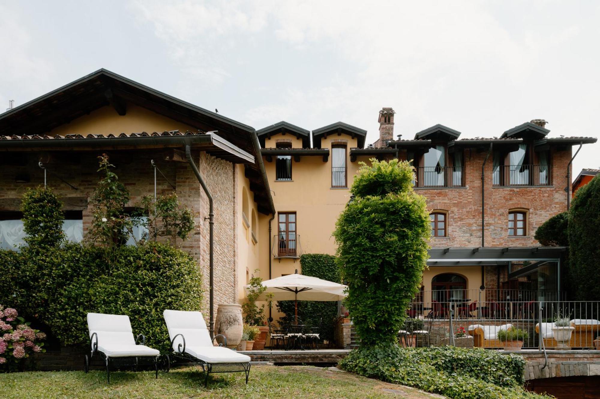 Hotel Casa Pavesi Grinzane Cavour Extérieur photo