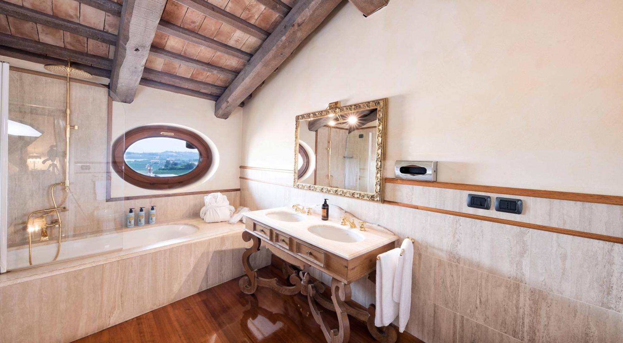 Hotel Casa Pavesi Grinzane Cavour Extérieur photo