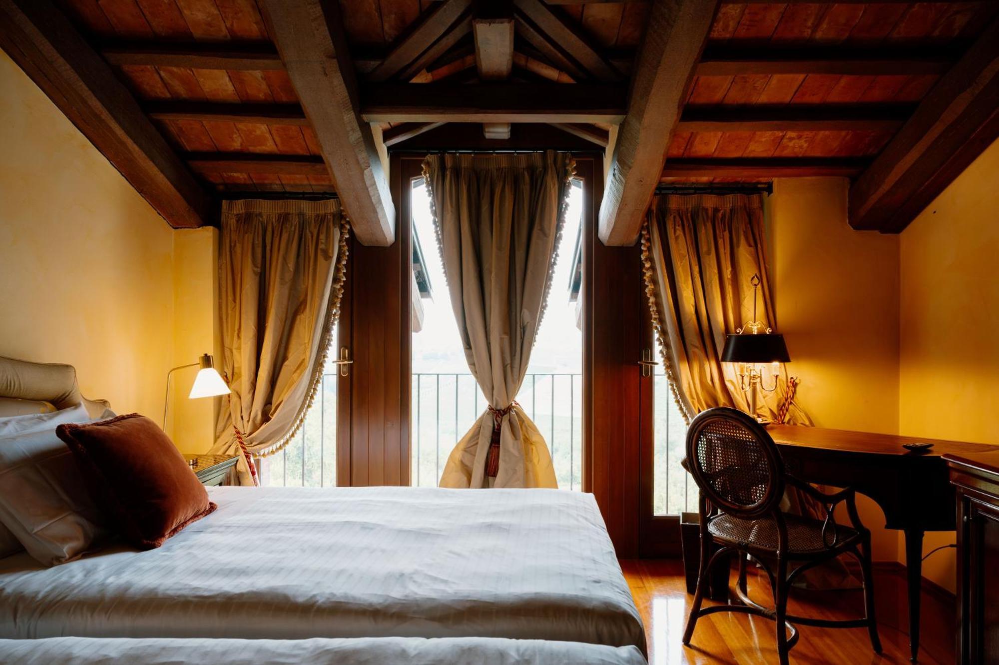 Hotel Casa Pavesi Grinzane Cavour Extérieur photo